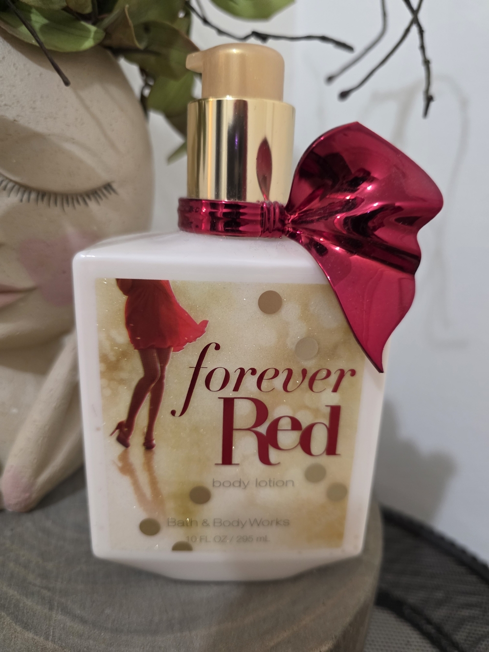Bath & Body Works Forever Red Lotion with Metallic Red Bow